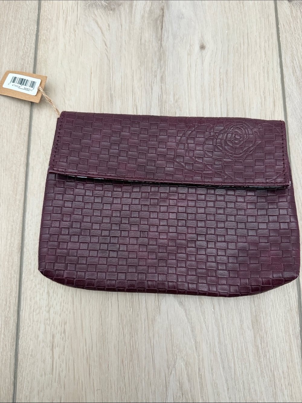 Sisley Paris pouch
Pouch only no products inside
NWT